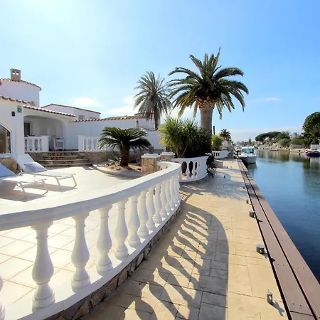 Leon Inmo Ilona - 10170 Villa *