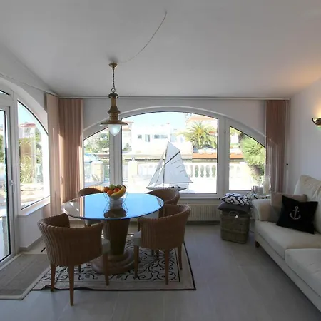 Leon Inmo Ilona - 10170 Villa *