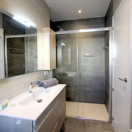 Leon Inmo Ilona - 10170 *